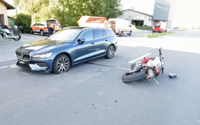 Beromünster LU – Zwei verletzte Motorradfahrer nach Unfall