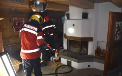Klosters Dorf GR – Feuerwehraufgebot wegen Mottbrand