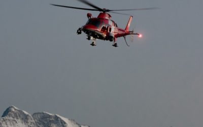 Rettungsaktion in Moutier BE – Seniorin (79) verharrt ganze Nacht eingeklemmt im Auto