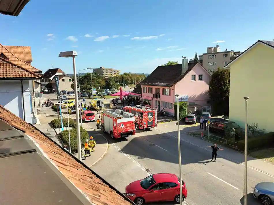 Oensingen SO: Selbstunfall mit Oldtimer – Fahrzeuglenker (69) verletzt Oensingen SO: Selbstunfall mit Oldtimer – Fahrzeuglenker (69) verletzt