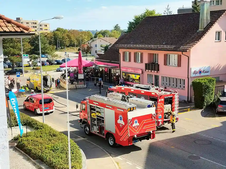 Oensingen SO: Selbstunfall mit Oldtimer – Fahrzeuglenker (69) verletzt Oensingen SO: Selbstunfall mit Oldtimer – Fahrzeuglenker (69) verletzt