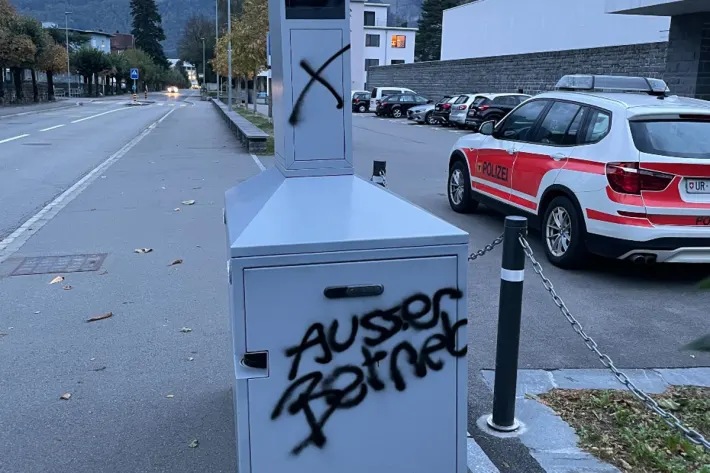 Zeugenaufrurf aus Altdorf UR – «Blitzer» besprayt