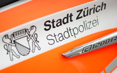 Stadt Zürich ZH (Kreis 11) – Einbrecher will Spuren mit gestohlenem Besen verwischen