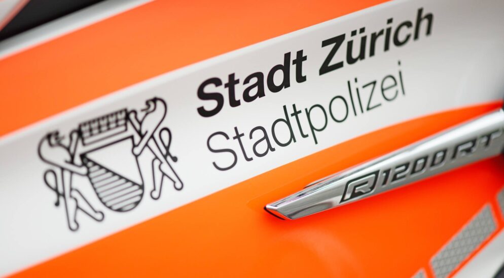 Zürich – Mann von Tram erfasst