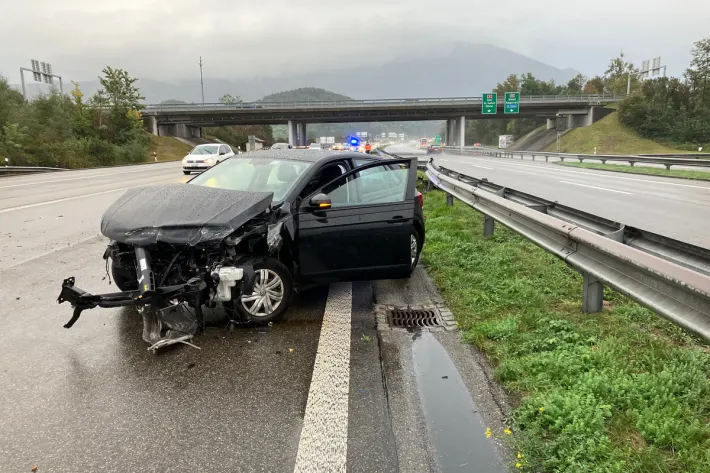 A3 in Benken – Unfall infolge Sekundenschlafs