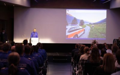 Zuwachs und Beförderungen im Korps der Kantonspolizei Graubünden