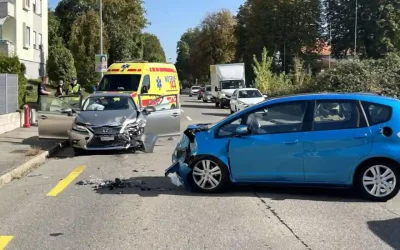 Stadt Aarau AG – Frontalkollision fordert drei Verletzte