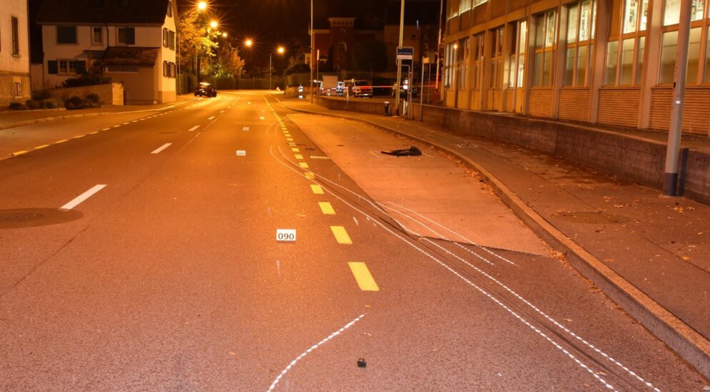 Kilchberg ZH – Lenker wegen des Verdachts auf ein Raserdelikt verhaftet