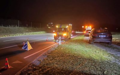 Henggart ZH – Mutter gebärt Baby in Auto am Strassenrand