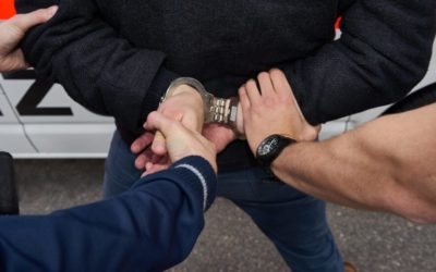 Stadt Zürich ZH (Kreis 1) – Einbrecher (Schweizer, 35) auf frischer Tat ertappt