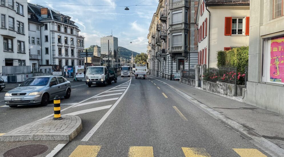 Stadt St.Gallen SG – Kollision zwischen Fussgänger und Motorradfahrerin