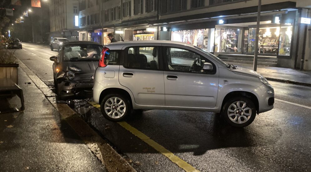 Unfall in Glarus GL – Alkoholisiert am Steuer eingeschlafen