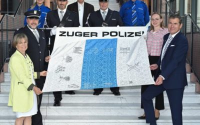 Zuger Polizei – Korpsfahne erstrahlt in neuem Glanz