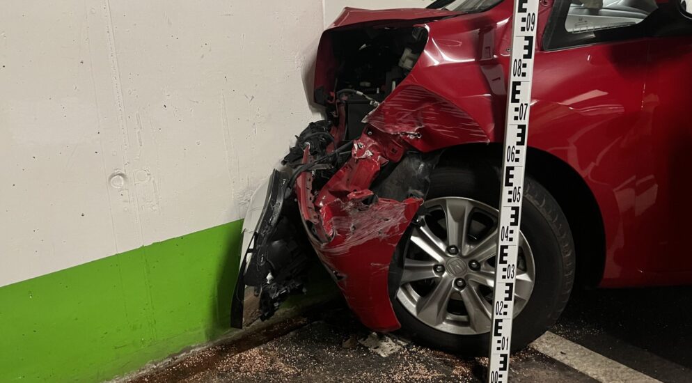 Rapperswil SG – Autofahrer (90) verursacht Selbstunfall – zwei Personen verletzt