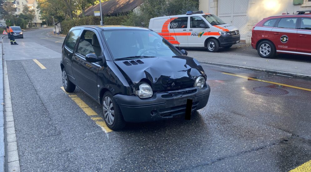 Stadt Schaffhausen SH – Auffahrkollision vor Fussgängerstreifen – zwei Person verletzt