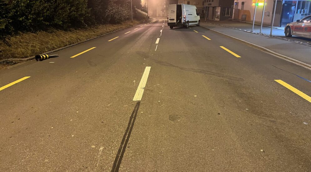 Wittenbach SG – Fahrunfähiger Lieferwagen-Fahrer (28) verursacht Selbstunfall