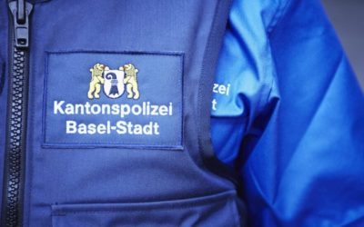 Stadt Basel BS – Verkehrsunfall zwischen Tesla und Fahrrad – Zeugenaufruf