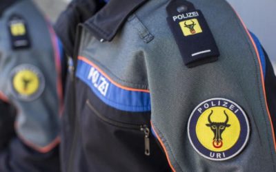 Schwerer Arbeitsunfall in Flüelen UR – 17-Jähriger von Betonplatten getroffen