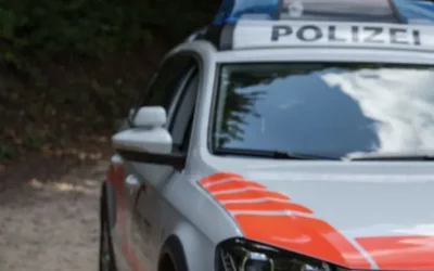 Zwingen BL – Auffahrkollision vor Fussgängerstreifen