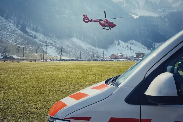 Wasserauen AI - Vermisster 43-jähriger Mann im Alpstein lebend geborgen Wasserauen AI - Vermisster 43-jähriger Mann im Alpstein lebend geborgen