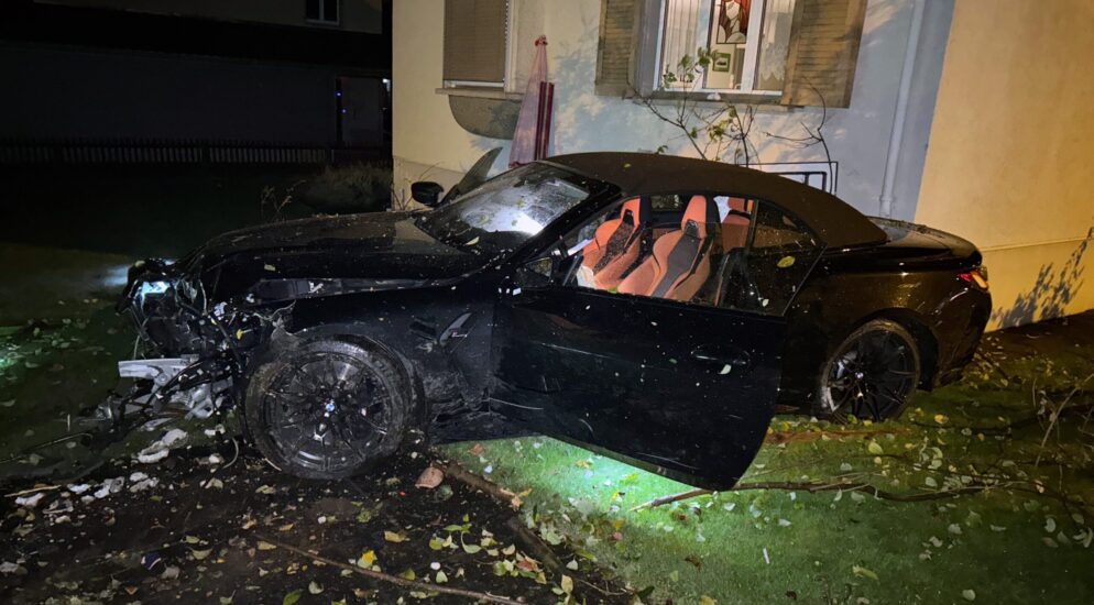 Weinfelden TG – BMW zu stark beschleunigt und in Garten gefahren – drei Verletzte