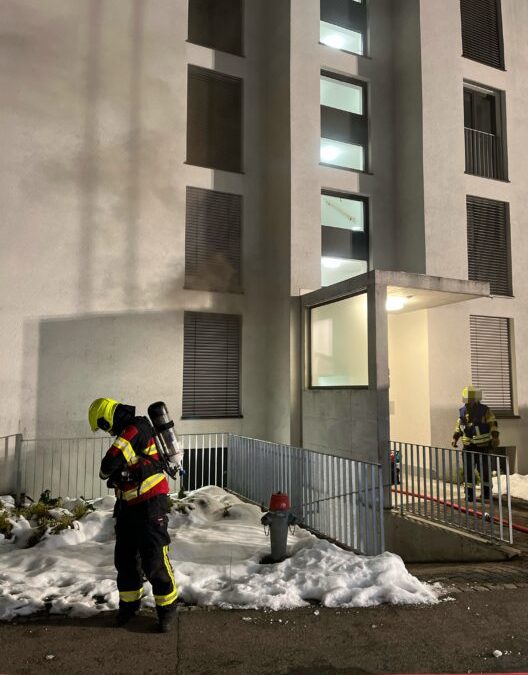 Gossau SG – Wohnung gerät in Brand (Video)