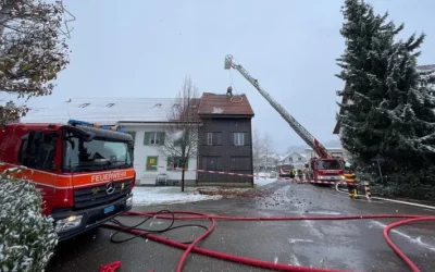 Wallbach AG – Feuer in einem Mehrfamilienhaus ausgebrochen