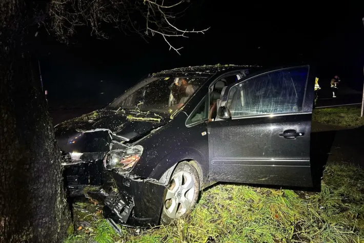 Unfall in Seon AG – Gegen einen Baum geprallt