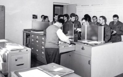 Kapo Zürich – Lohnauszahlung im Fourierbüro um 1965