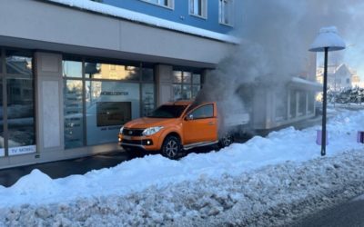 Gossau SG – Auto gerät in Brand