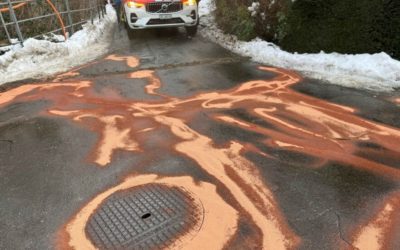 Kanton Zug – Kilometerlange Treibstoffspur