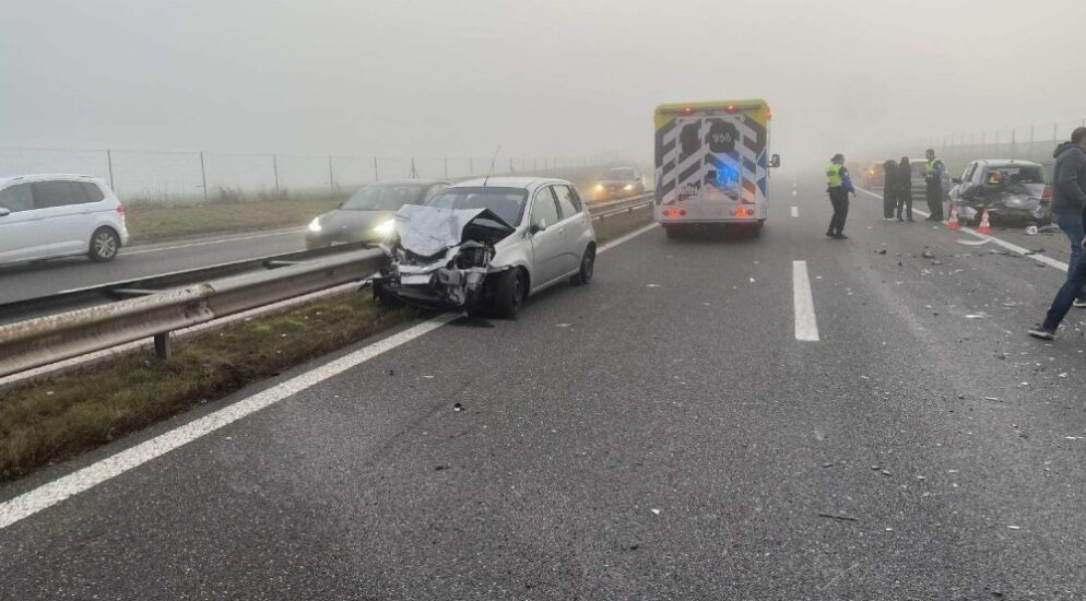 A12 / Riaz FR – Vier Verletzte bei Unfall auf der Autobahn