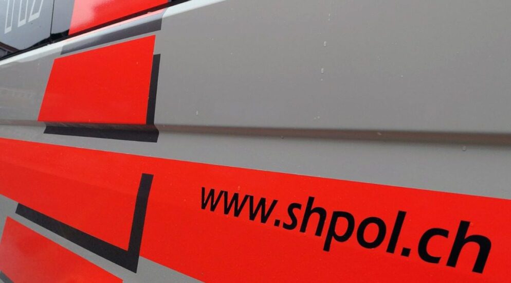 Thayngen SH – Nationalstrasse A4: Auffahrkollision zwischen zwei Autos