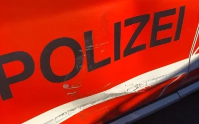 Sisikon UR – Polizeiauto gerammt