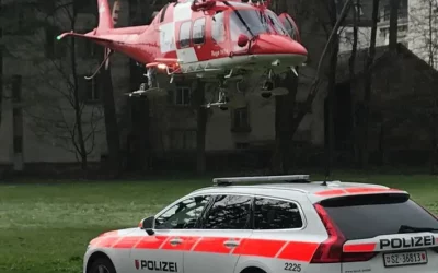 Fahrerflucht in Ibach SZ – Frau auf Fussgängerstreifen von Auto angefahren und verletzt
