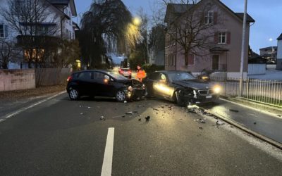 Altstätten SG – Crash zwischen zwei Autos – zwei Personen verletzt