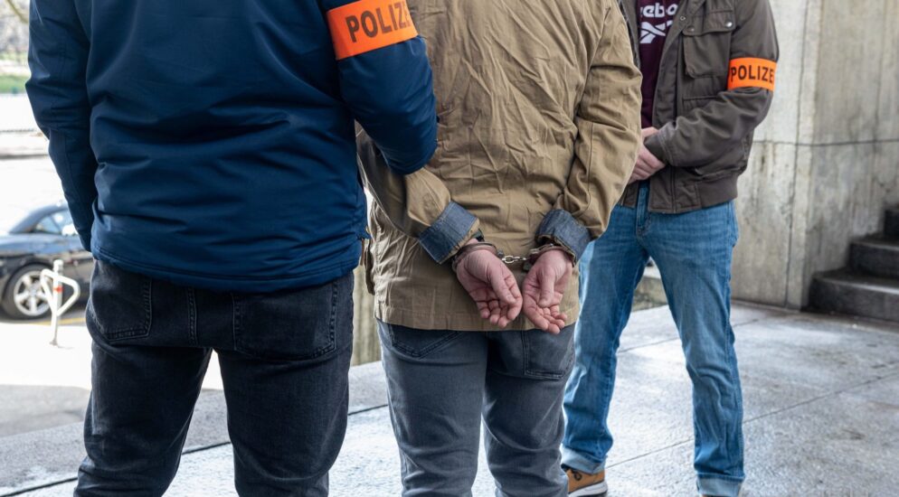 Kloten ZH – Polizei schnappt Einbruch-Serientäter (Serbe, 40) – über 30 Diebstähle