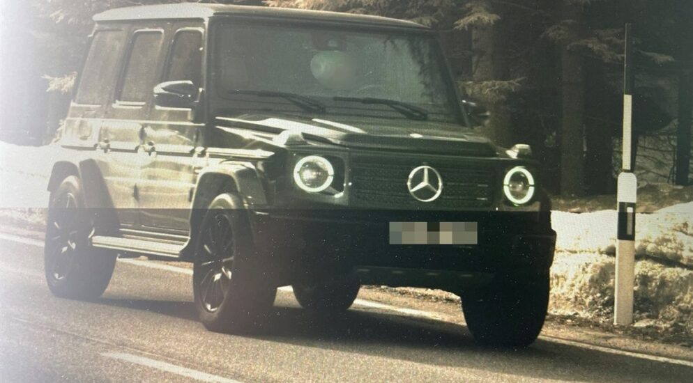 Auf Julierstrasse in Mulegns GR – Polizei stoppt Raser – 72 km/h zu schnell