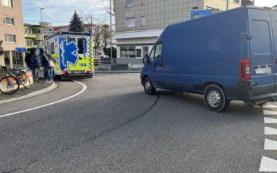 Rorschach SG – Velofahrerin (20) von Lieferwagen erfasst und verletzt