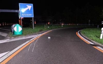 Bülach ZH – Personenwagen nach Flucht verunfallt – vier Personen verhaftet