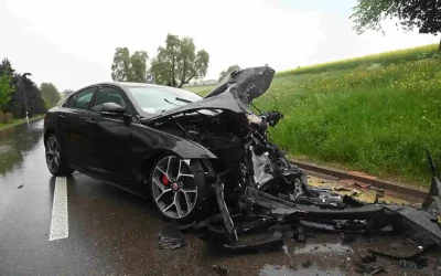 Muolen SG – Frontalkollision zwischen zwei Autos