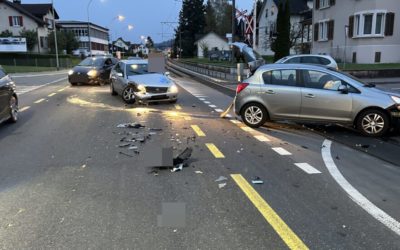 Oberkulm AG – Nach Verkehrsunfall auf Gleis zum Stillstand gekommen