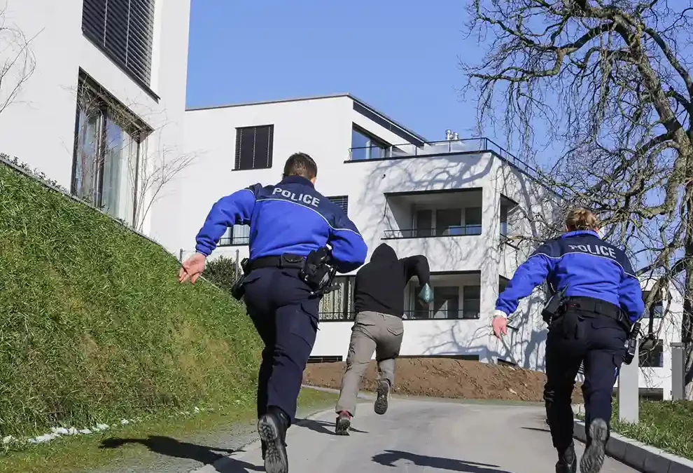 Düdingen FR – Mann überfallen und beraubt – Zeugenaufruf