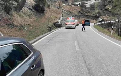 Maloja GR – Verkehrsunfall zwischen Personenwagen und Radfahrer