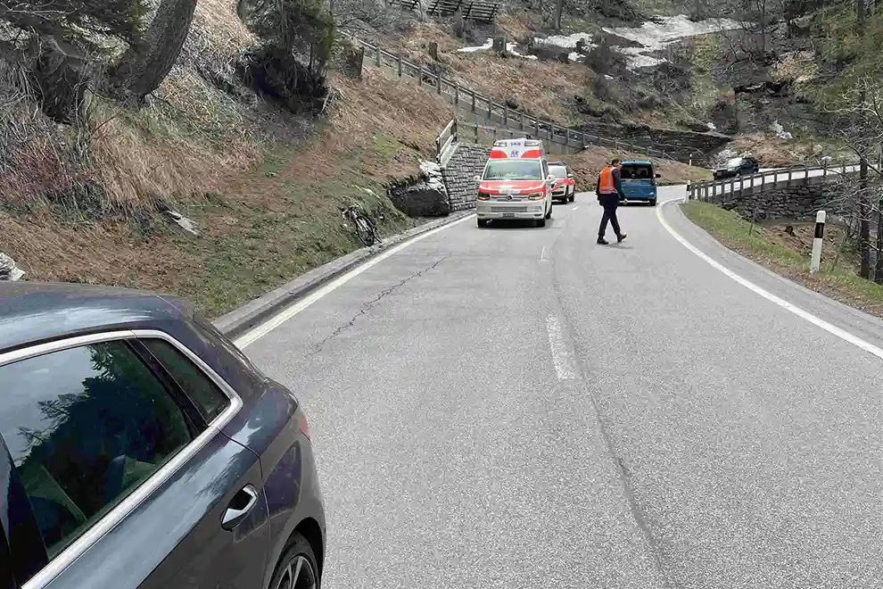 Maloja GR – Verkehrsunfall zwischen Personenwagen und Radfahrer