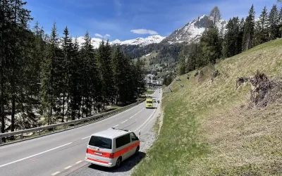 Davos GR – Hinterrad blockiert – Selbstunfall eines Motorrades