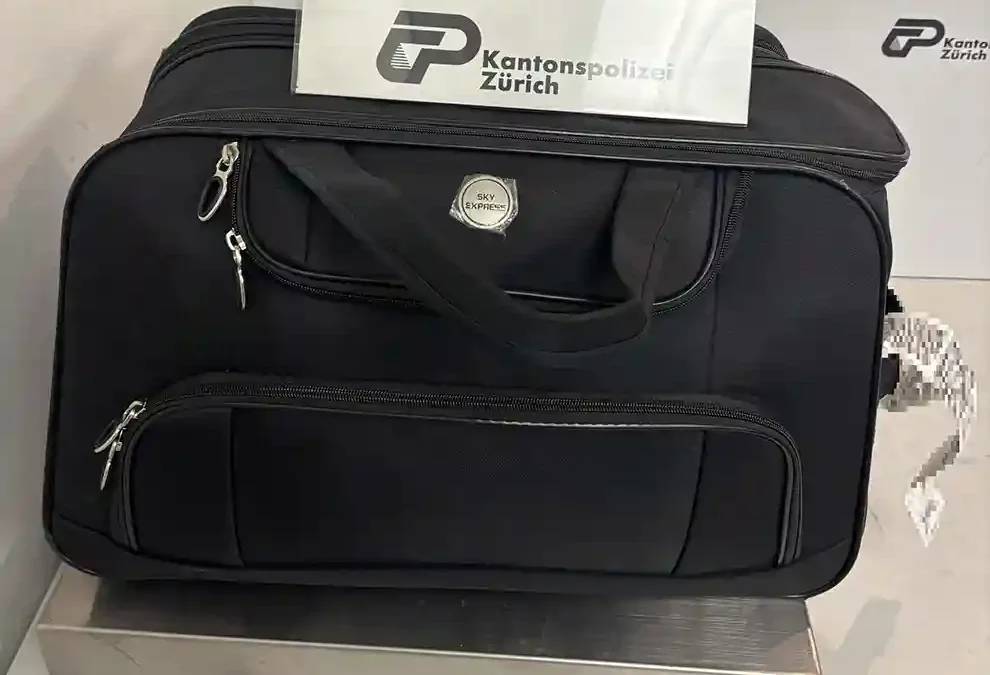 Flughafen Zürich: Zwei Drogenkuriere verhaftet