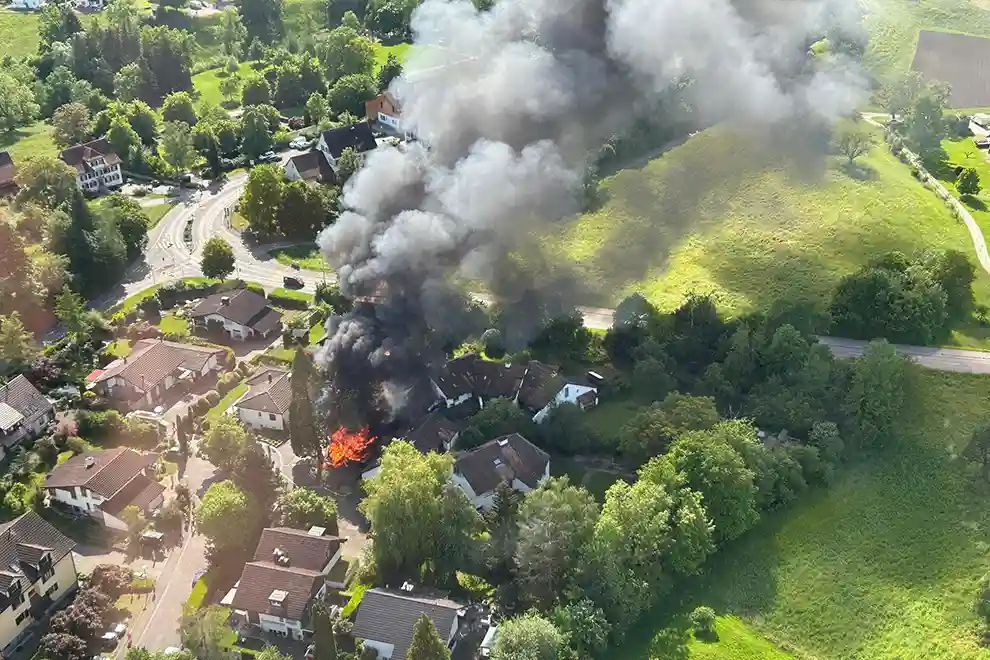 Grüningen ZH – Grosser Sachschaden bei Brand