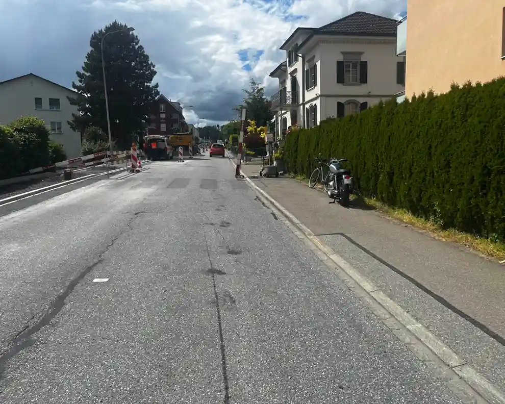 Eschenbach SG – Selbstunfall mit Motorrad Eschenbach SG – Selbstunfall mit Motorrad