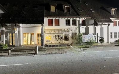 Ettingen BL – Geldautomaten gesprengt – die Polizei sucht Zeugen